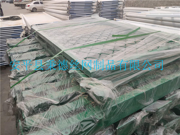 河道護(hù)欄網(wǎng) 水源地護(hù)欄網(wǎng) 水庫護(hù)欄網(wǎng)圖片2