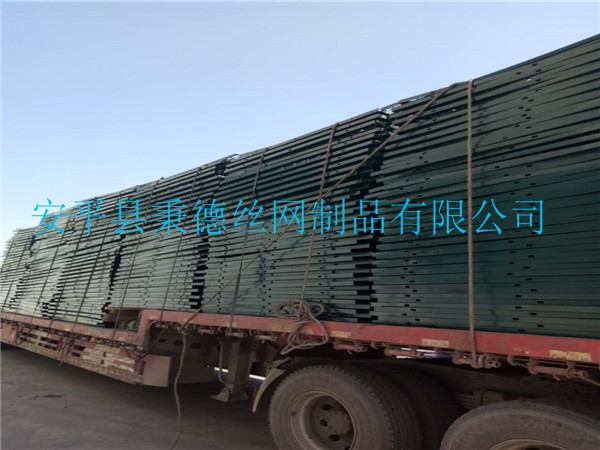 蒙華鐵路防護(hù)柵欄-77公里