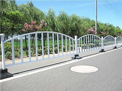 新型道路護(hù)欄